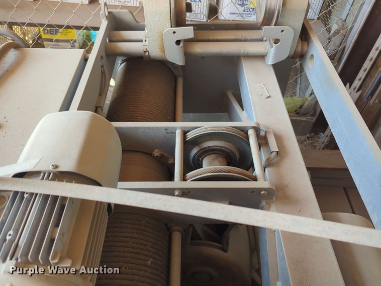 image for item EQ2380 (2) overhead cranes