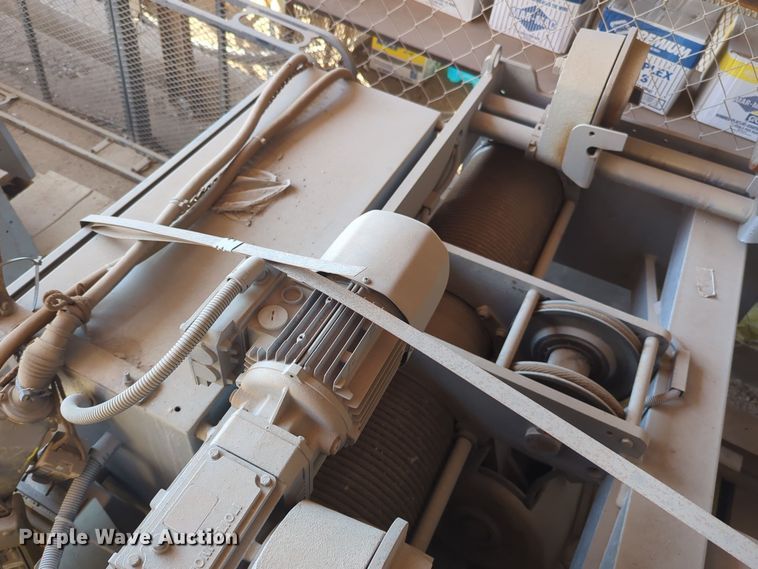 image for item EQ2380 (2) overhead cranes