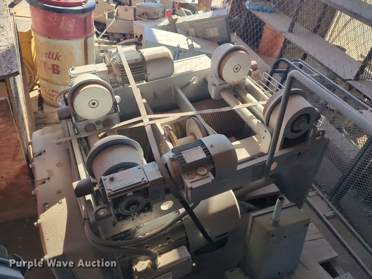 image for item EQ2380 (2) overhead cranes