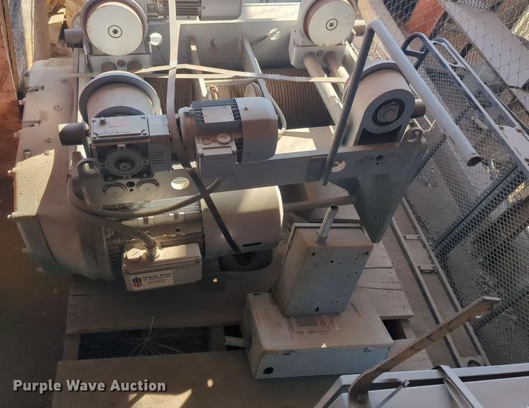 image for item EQ2380 (2) overhead cranes