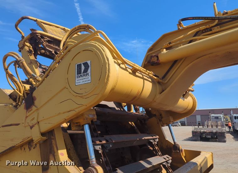 image for item EQ2381 1993 Caterpillar 615C elevating scraper