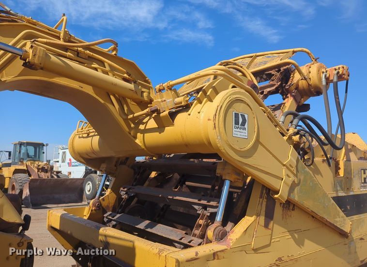 image for item EQ2381 1993 Caterpillar 615C elevating scraper