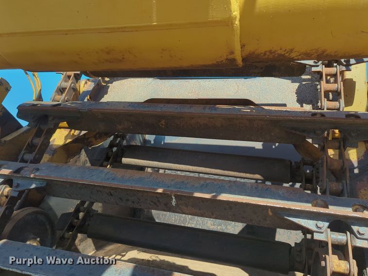 image for item EQ2381 1993 Caterpillar 615C elevating scraper