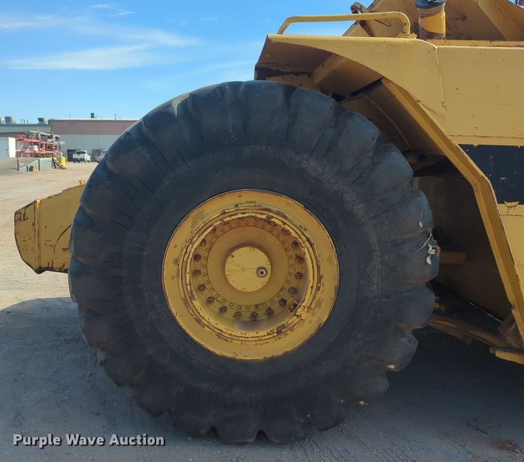 image for item EQ2381 1993 Caterpillar 615C elevating scraper