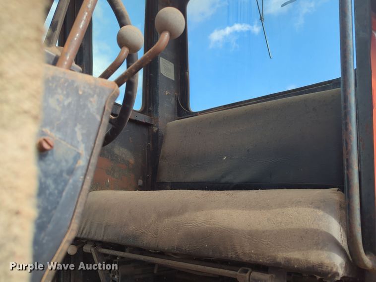 image for item EQ2423 John Deere JD670-A motor grader