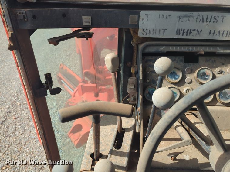 image for item EQ2423 John Deere JD670-A motor grader