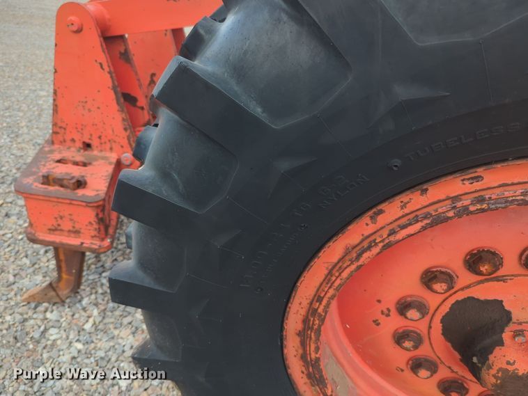 image for item EQ2423 John Deere JD670-A motor grader