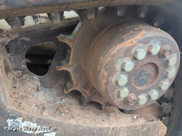 image for item EQ2441 2002 Bobcat T190 tracked skid steer loader