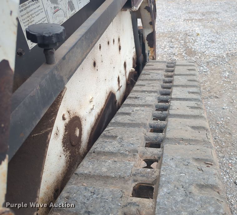 image for item EQ2441 2002 Bobcat T190 tracked skid steer loader