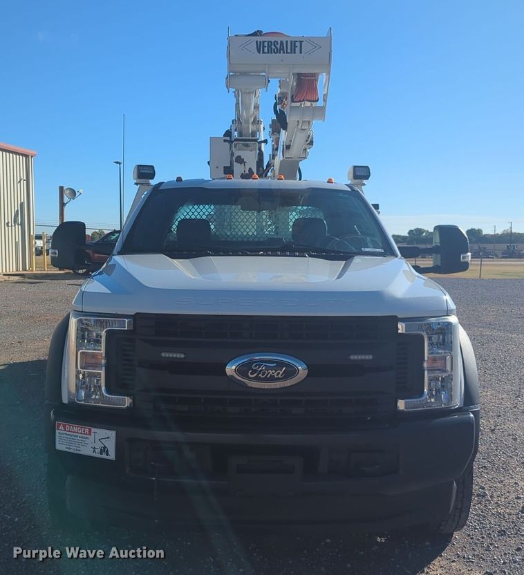 image for item EQ2442 2019 Ford F550 Super Duty XL bucket truck