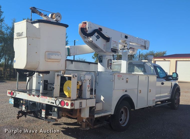 image for item EQ2442 2019 Ford F550 Super Duty XL bucket truck