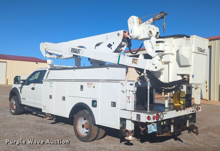 image for item EQ2442 2019 Ford F550 Super Duty XL bucket truck