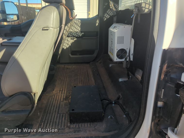 image for item EQ2442 2019 Ford F550 Super Duty XL bucket truck