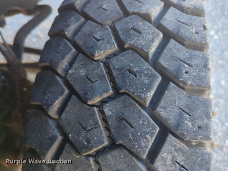 image for item EQ2442 2019 Ford F550 Super Duty XL bucket truck