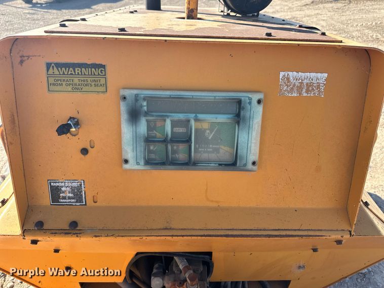 image for item ER8122 1979 Case DH7 trencher