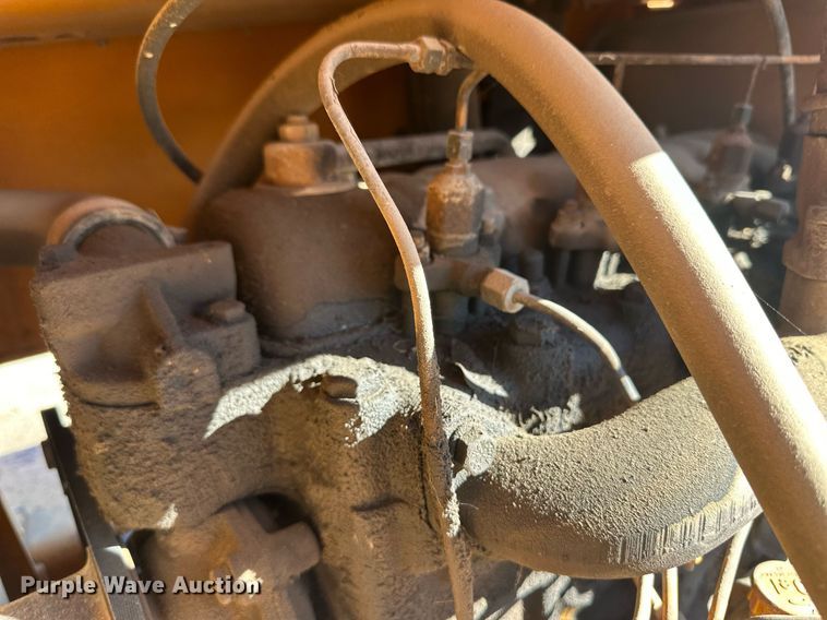 image for item ER8122 1979 Case DH7 trencher