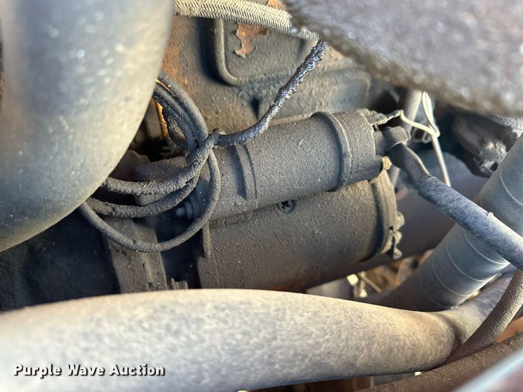 image for item ER8122 1979 Case DH7 trencher