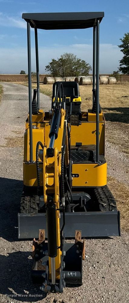 image for item IE9121 2023 AGT H15 mini excavator