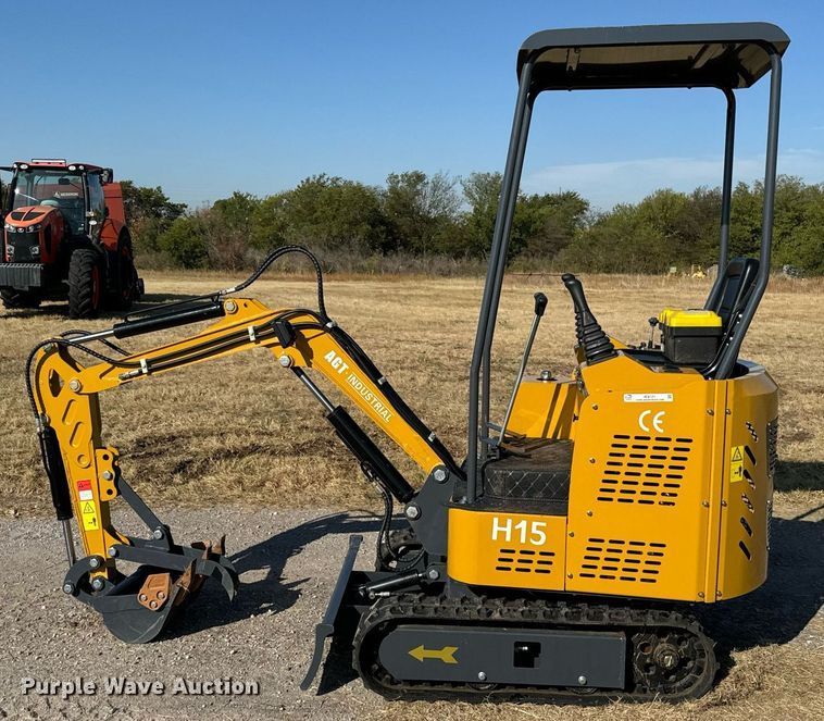 image for item IE9121 2023 AGT H15 mini excavator