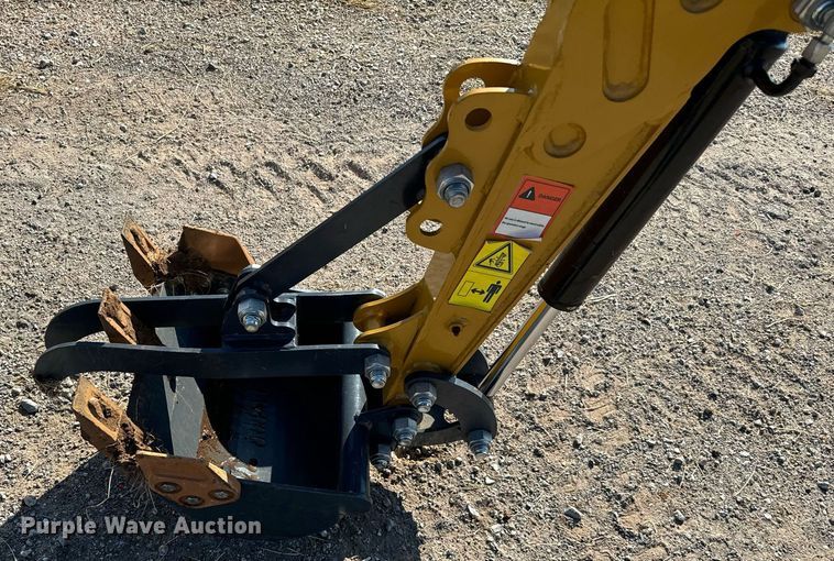 image for item IE9121 2023 AGT H15 mini excavator