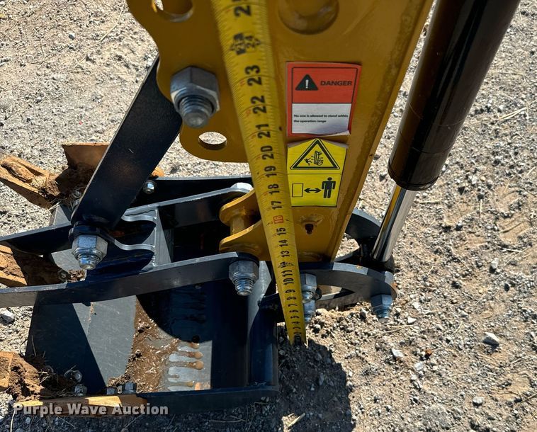 image for item IE9121 2023 AGT H15 mini excavator