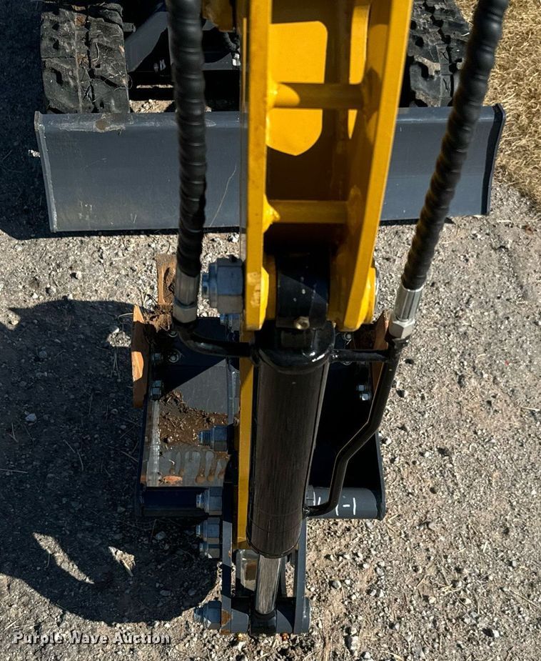 image for item IE9121 2023 AGT H15 mini excavator