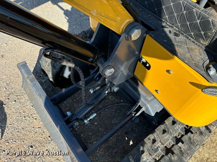 image for item IE9121 2023 AGT H15 mini excavator