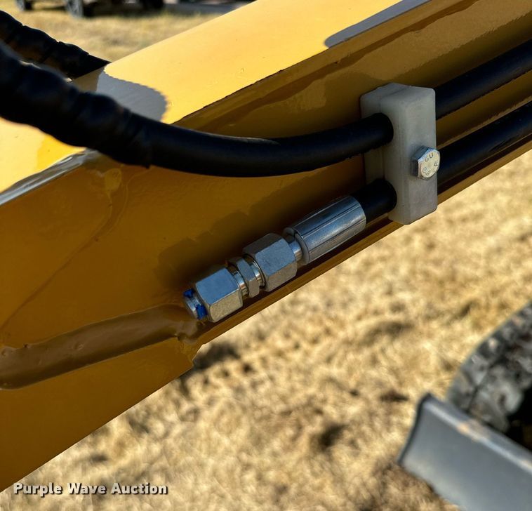 image for item IE9121 2023 AGT H15 mini excavator