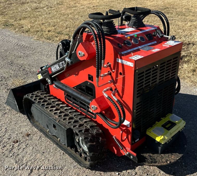 image for item IE9122 AGT LRT 23 compact utility loader