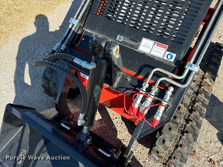 image for item IE9122 AGT LRT 23 compact utility loader