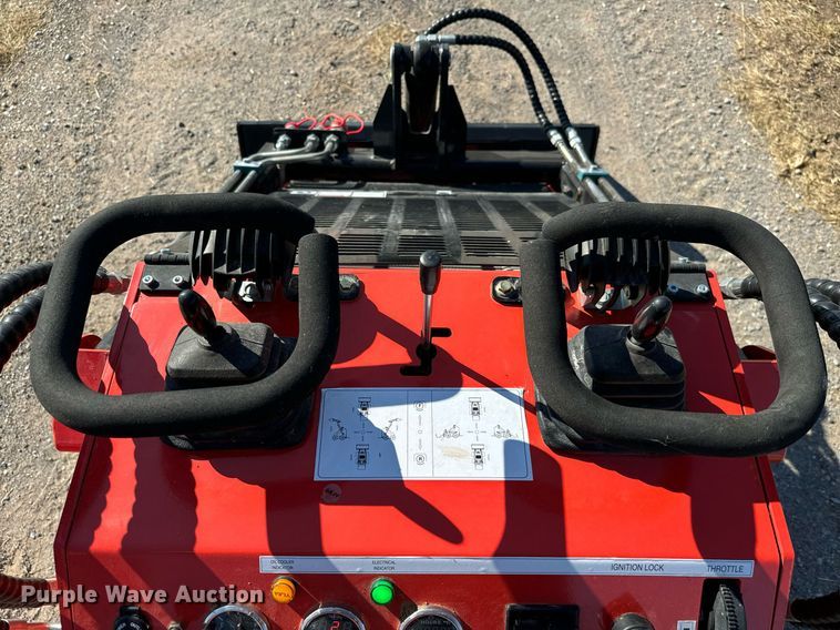 image for item IE9122 AGT LRT 23 compact utility loader