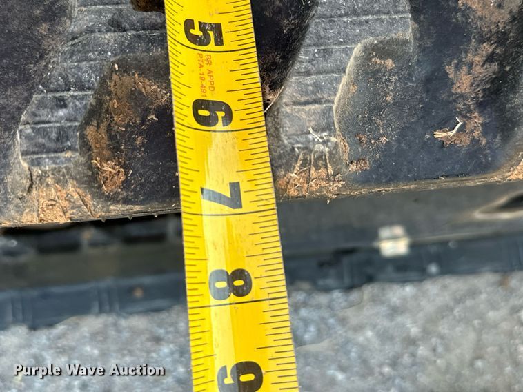 image for item IE9122 AGT LRT 23 compact utility loader