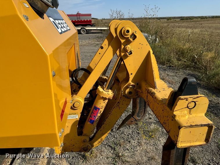 image for item JE9341 2018 John Deere 650K LGP dozer