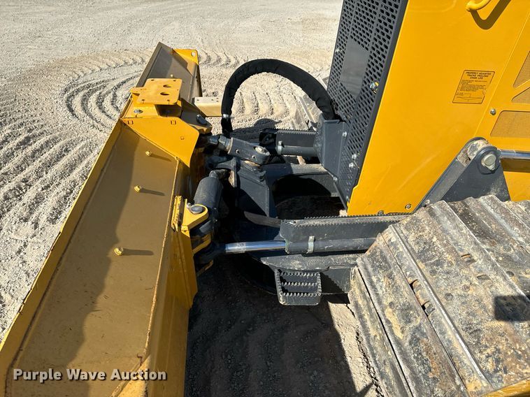 image for item JE9341 2018 John Deere 650K LGP dozer