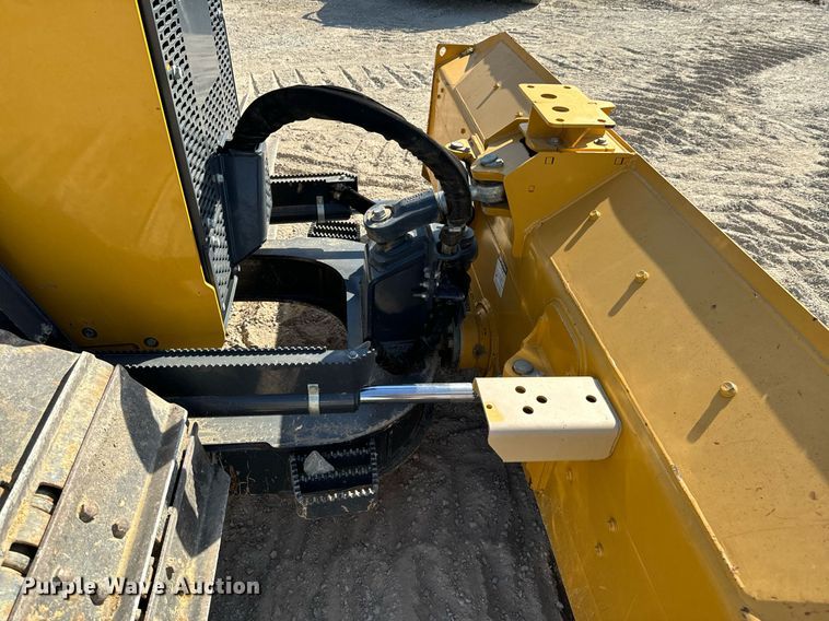 image for item JE9341 2018 John Deere 650K LGP dozer