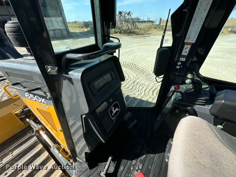 image for item JE9341 2018 John Deere 650K LGP dozer