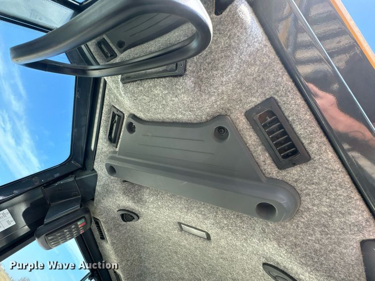 image for item JE9341 2018 John Deere 650K LGP dozer