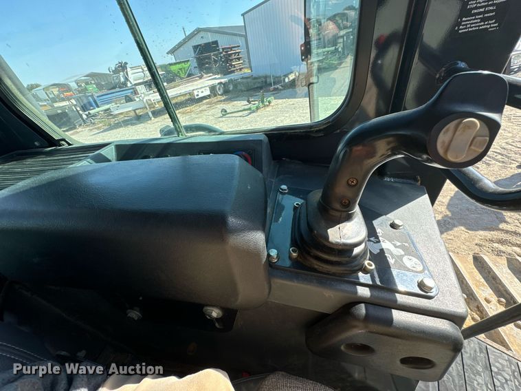 image for item JE9341 2018 John Deere 650K LGP dozer