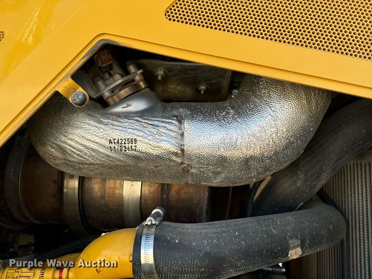 image for item JE9341 2018 John Deere 650K LGP dozer