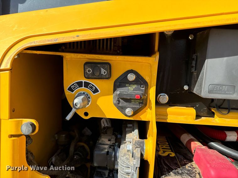 image for item JE9341 2018 John Deere 650K LGP dozer