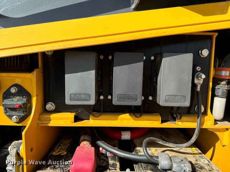 image for item JE9341 2018 John Deere 650K LGP dozer