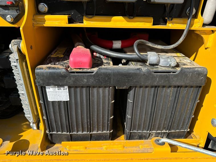 image for item JE9341 2018 John Deere 650K LGP dozer