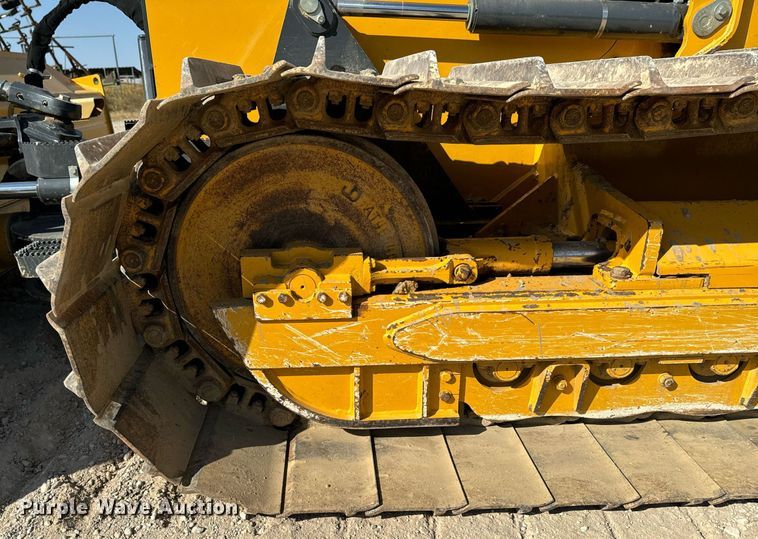 image for item JE9341 2018 John Deere 650K LGP dozer