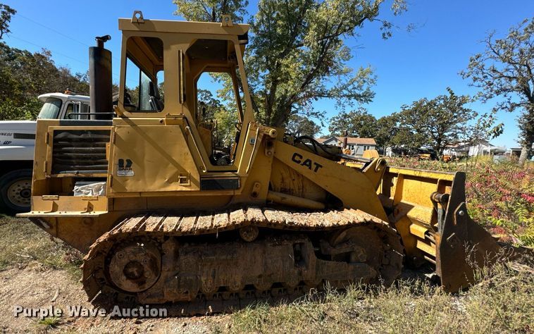 image for item JE9355 1984 Caterpillar 953 track loader