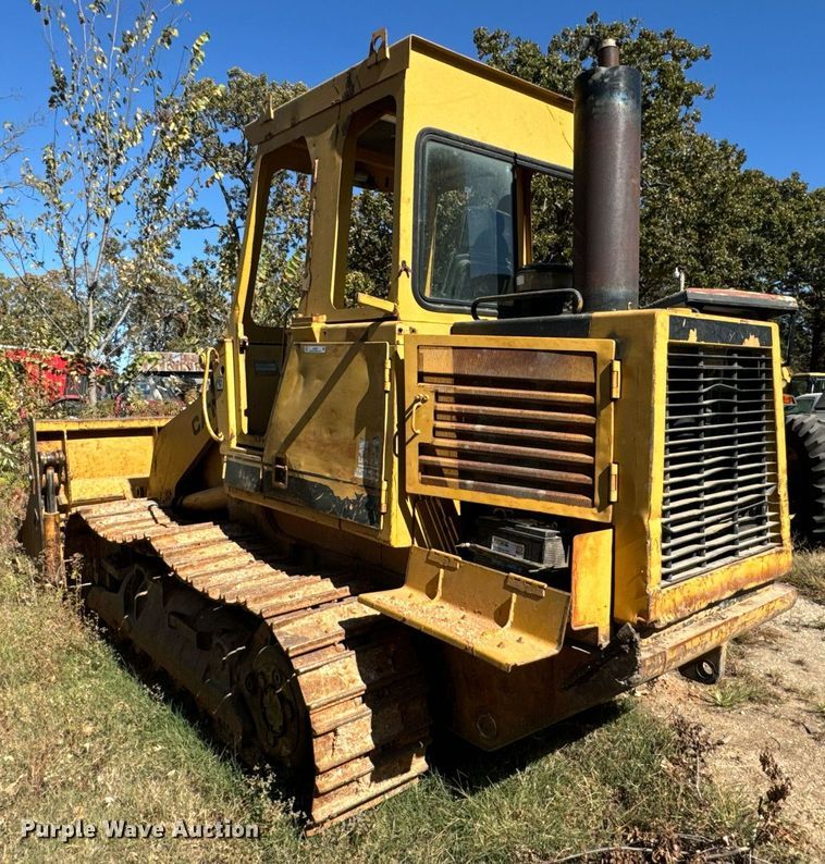 image for item JE9355 1984 Caterpillar 953 track loader