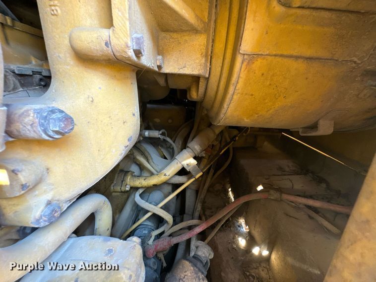 image for item JE9355 1984 Caterpillar 953 track loader