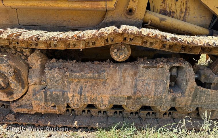 image for item JE9355 1984 Caterpillar 953 track loader