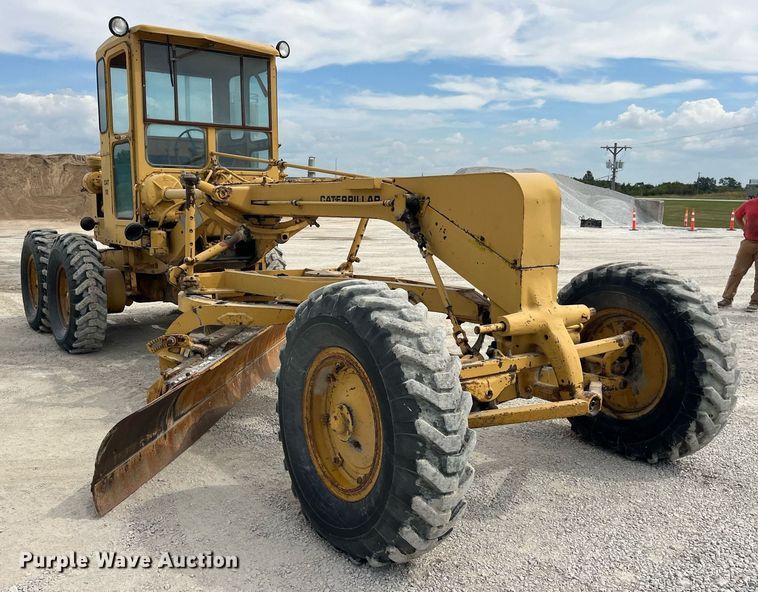 image for item LC9172 Caterpillar  112 rigid frame motor grader