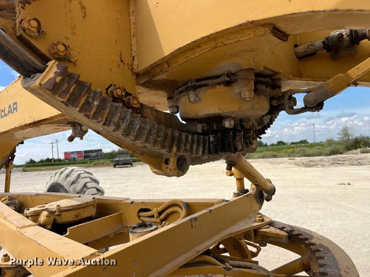 image for item LC9172 Caterpillar  112 rigid frame motor grader