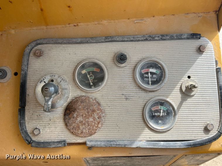 image for item LC9172 Caterpillar  112 rigid frame motor grader